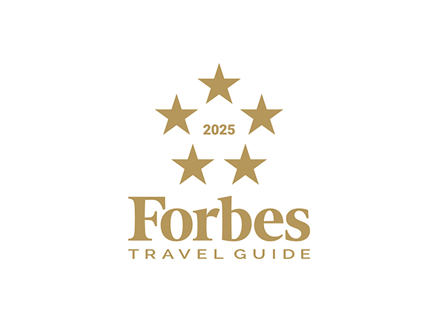 Palace Hotel Tokyo Forbes Travel Guide Five Star Logo 2025 | © 美しい国の、美しい一日がある。2024