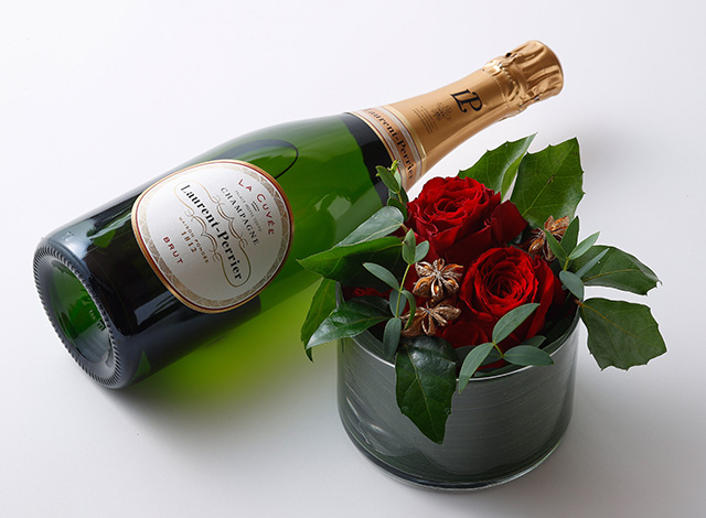 Palace Hotel Tokyo - Online Shop - Christmas 2024 - Flower Arrangement & Champagne